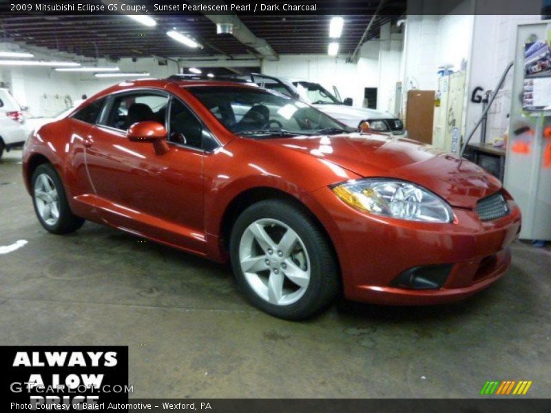 Sunset Pearlescent Pearl / Dark Charcoal 2009 Mitsubishi Eclipse GS Coupe