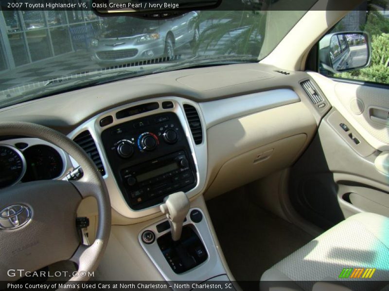 Oasis Green Pearl / Ivory Beige 2007 Toyota Highlander V6