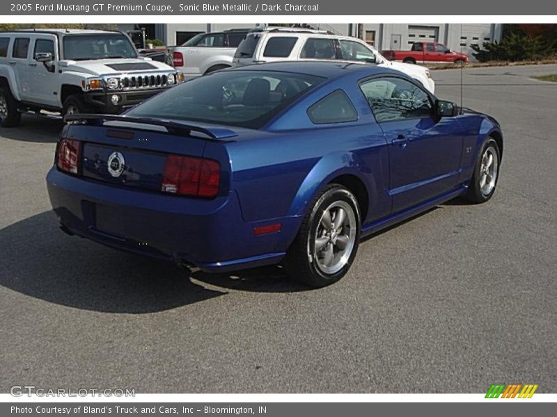 Sonic Blue Metallic / Dark Charcoal 2005 Ford Mustang GT Premium Coupe