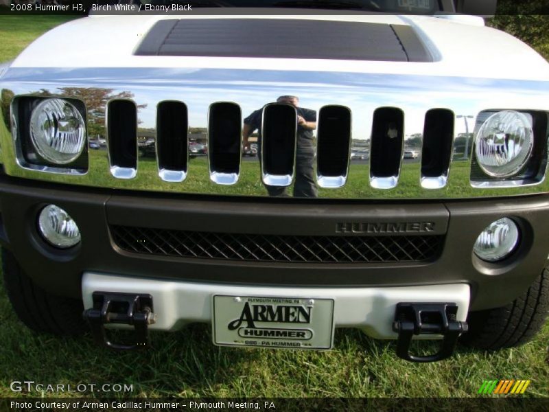 Birch White / Ebony Black 2008 Hummer H3