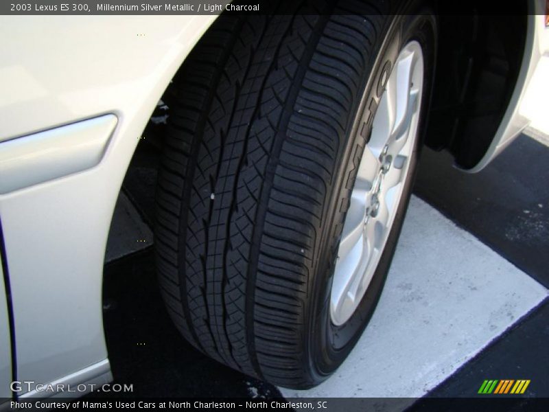 Millennium Silver Metallic / Light Charcoal 2003 Lexus ES 300