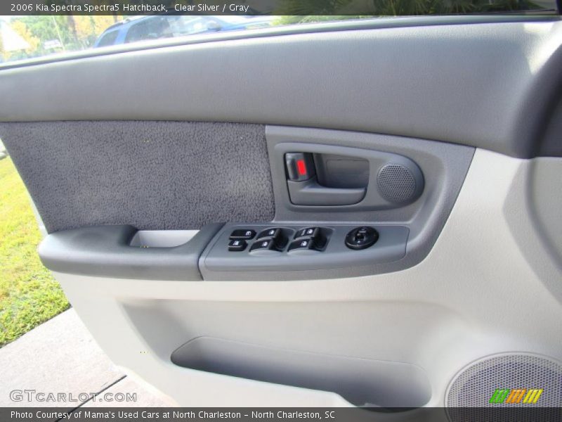 Clear Silver / Gray 2006 Kia Spectra Spectra5 Hatchback
