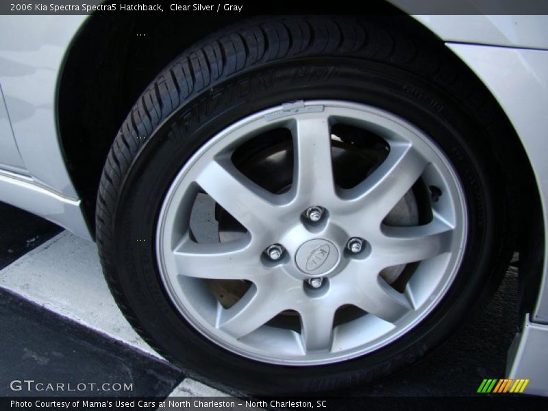 Clear Silver / Gray 2006 Kia Spectra Spectra5 Hatchback