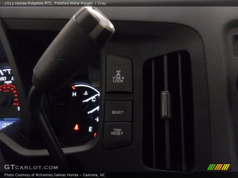 Polished Metal Metallic / Gray 2011 Honda Ridgeline RTS