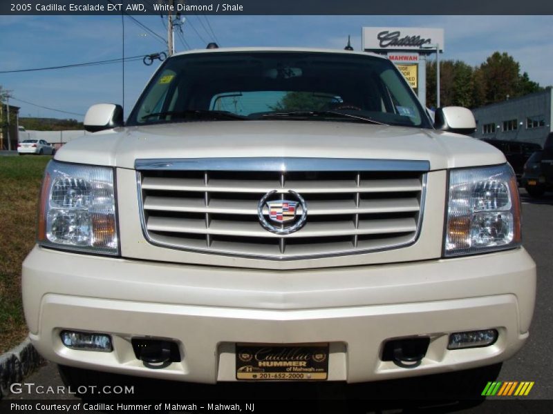 White Diamond / Shale 2005 Cadillac Escalade EXT AWD