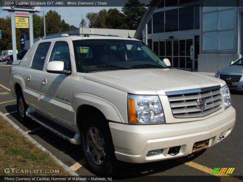 White Diamond / Shale 2005 Cadillac Escalade EXT AWD