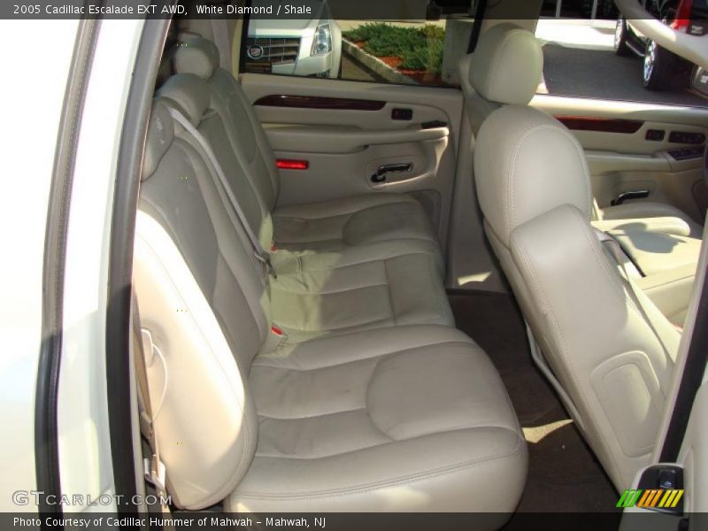 White Diamond / Shale 2005 Cadillac Escalade EXT AWD