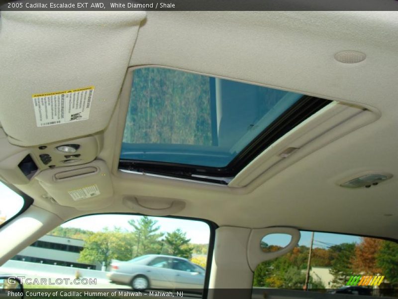 White Diamond / Shale 2005 Cadillac Escalade EXT AWD