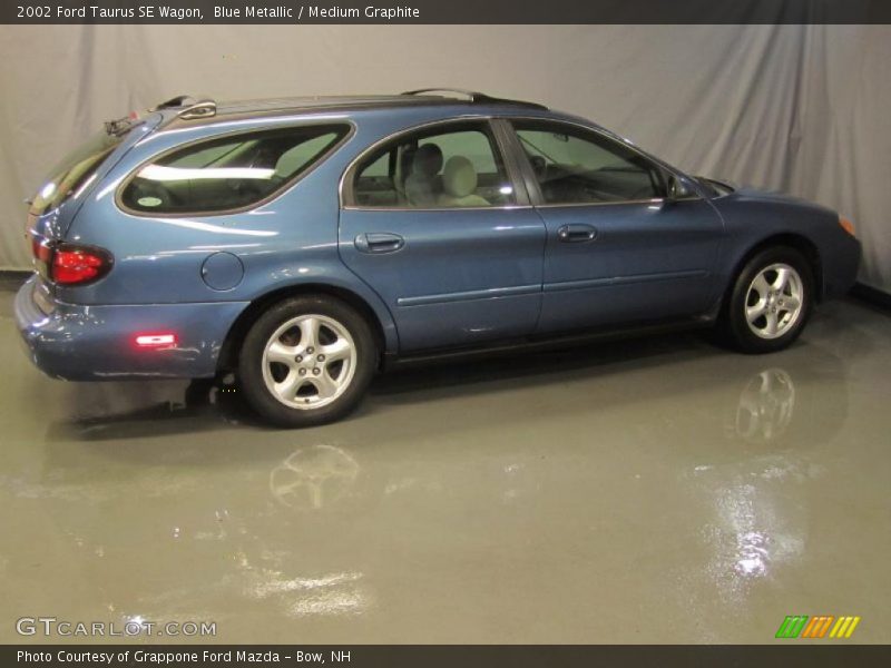 Blue Metallic / Medium Graphite 2002 Ford Taurus SE Wagon