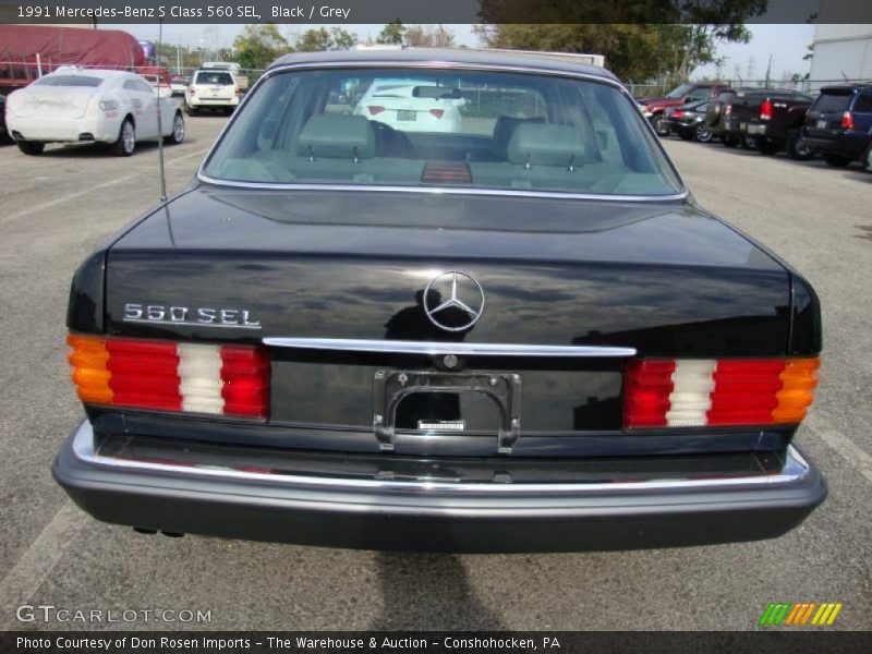 Black / Grey 1991 Mercedes-Benz S Class 560 SEL