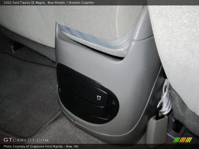 Blue Metallic / Medium Graphite 2002 Ford Taurus SE Wagon