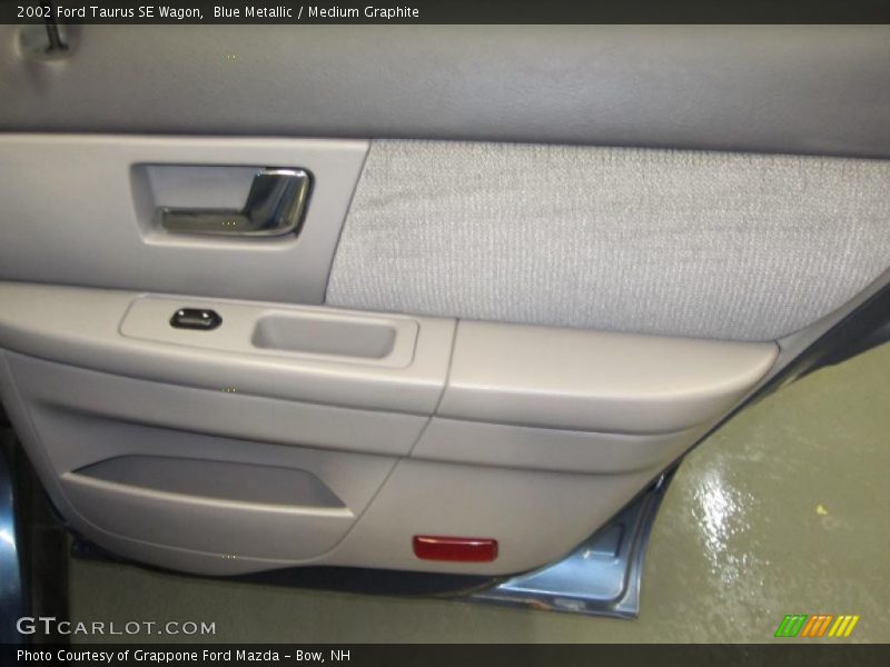 Blue Metallic / Medium Graphite 2002 Ford Taurus SE Wagon