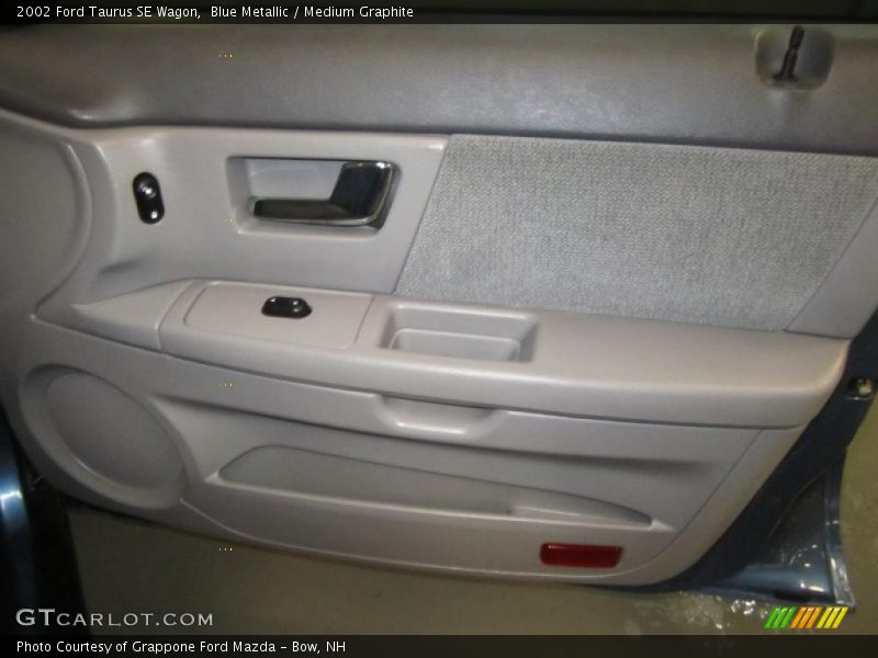 Blue Metallic / Medium Graphite 2002 Ford Taurus SE Wagon