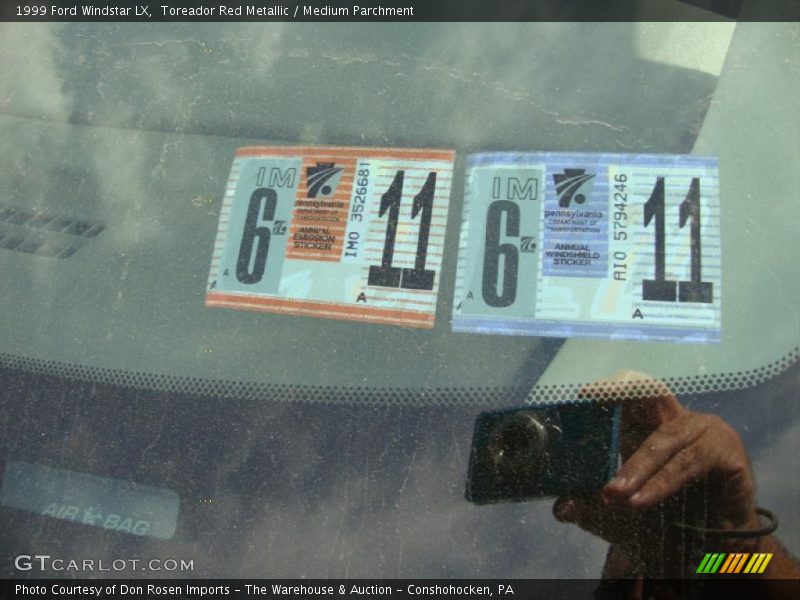 Toreador Red Metallic / Medium Parchment 1999 Ford Windstar LX