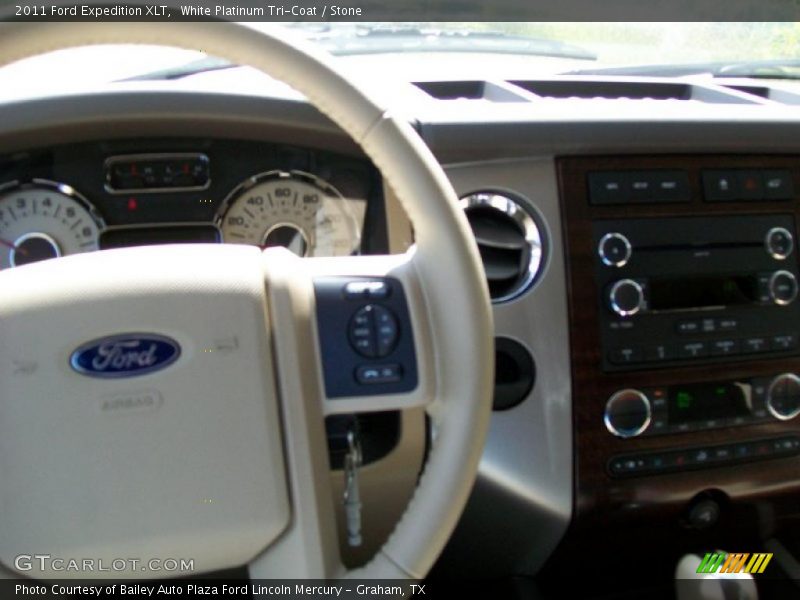 White Platinum Tri-Coat / Stone 2011 Ford Expedition XLT