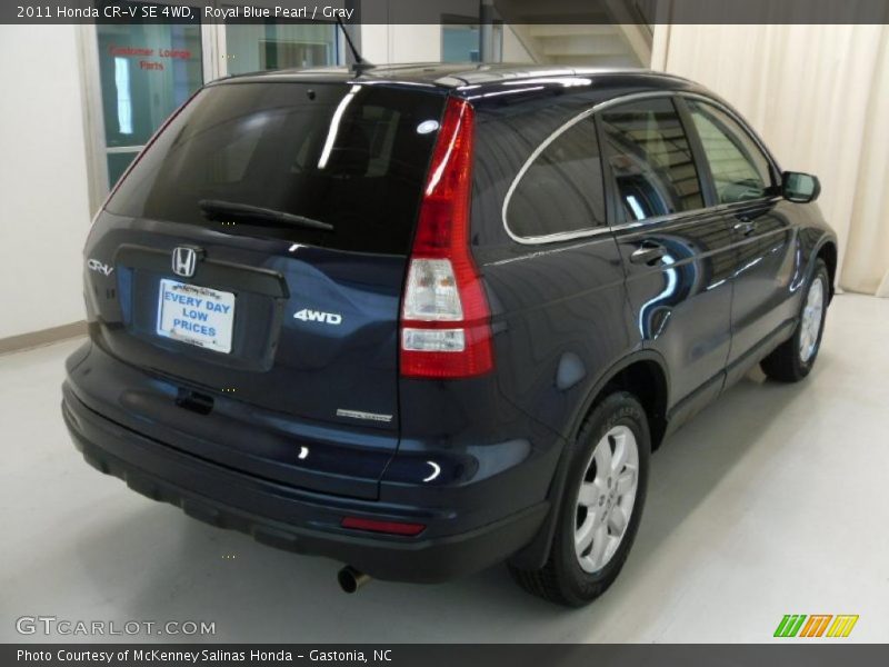 Royal Blue Pearl / Gray 2011 Honda CR-V SE 4WD