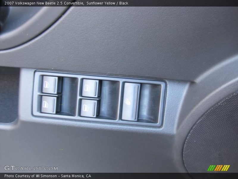 Sunflower Yellow / Black 2007 Volkswagen New Beetle 2.5 Convertible