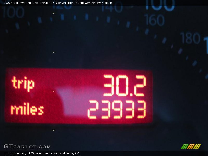 Sunflower Yellow / Black 2007 Volkswagen New Beetle 2.5 Convertible