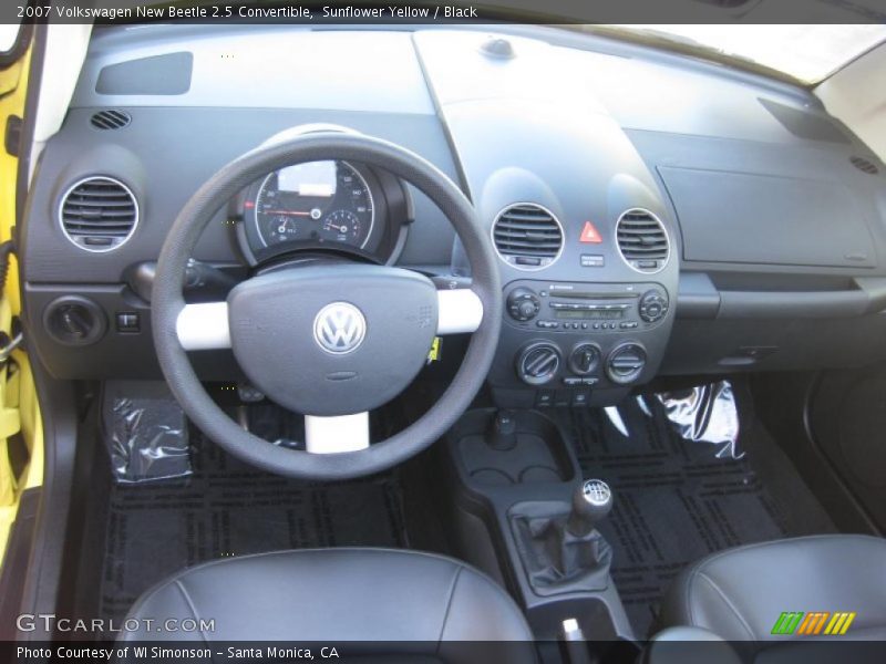 Sunflower Yellow / Black 2007 Volkswagen New Beetle 2.5 Convertible