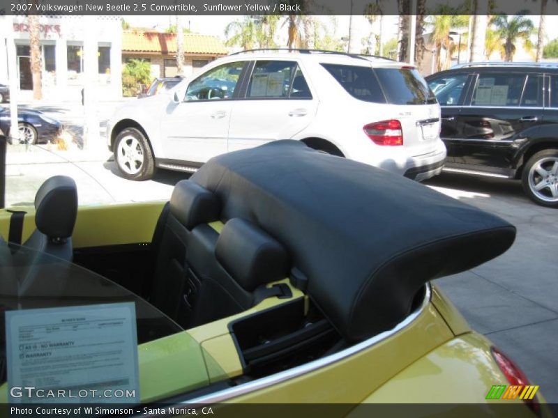Sunflower Yellow / Black 2007 Volkswagen New Beetle 2.5 Convertible