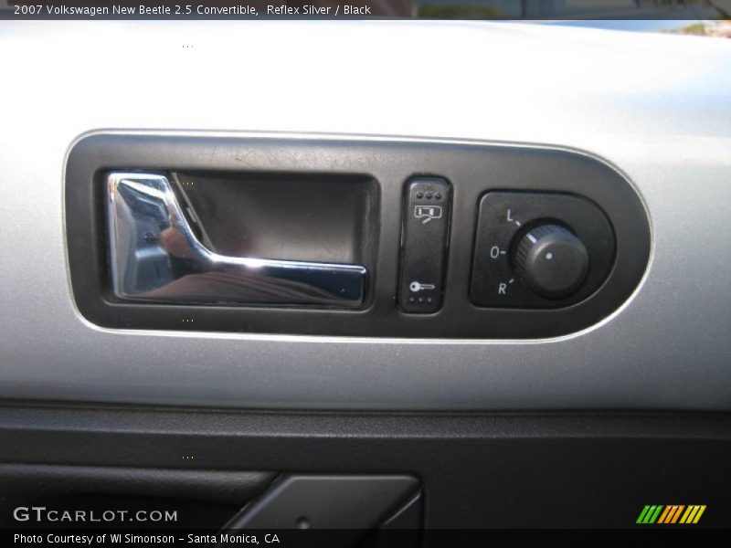 Reflex Silver / Black 2007 Volkswagen New Beetle 2.5 Convertible