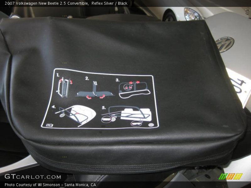 Reflex Silver / Black 2007 Volkswagen New Beetle 2.5 Convertible