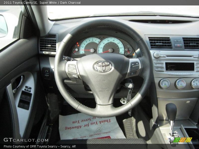 Super White / Dark Charcoal 2011 Toyota Camry SE
