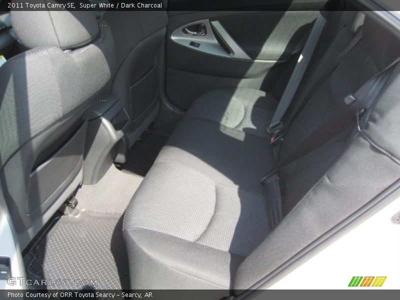 Super White / Dark Charcoal 2011 Toyota Camry SE