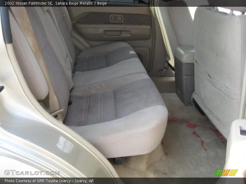 Sahara Beige Metallic / Beige 2002 Nissan Pathfinder SE