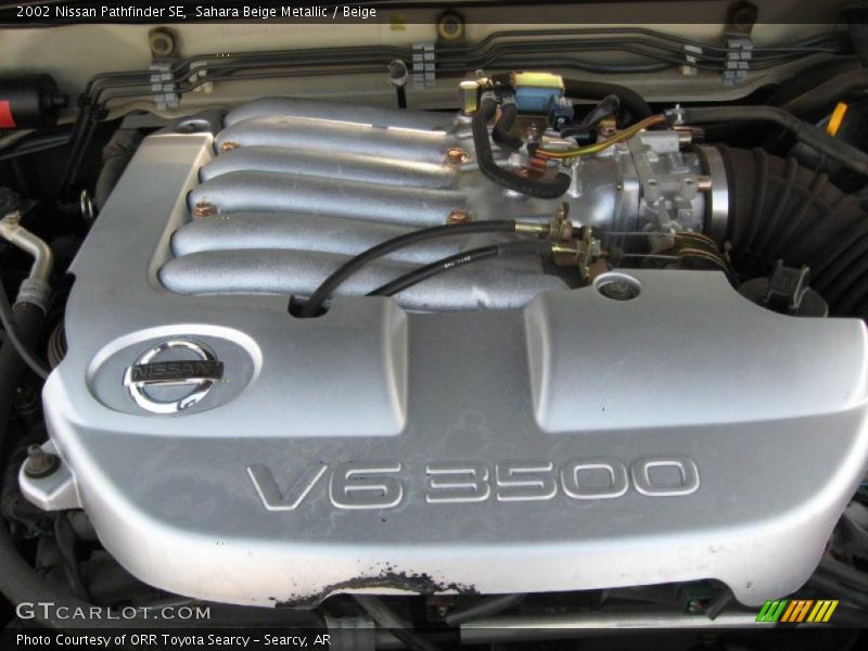 Sahara Beige Metallic / Beige 2002 Nissan Pathfinder SE