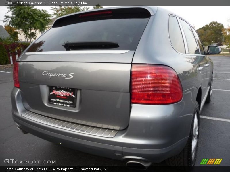 Titanium Metallic / Black 2006 Porsche Cayenne S