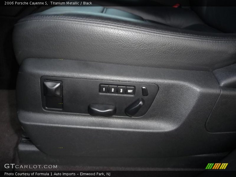 Titanium Metallic / Black 2006 Porsche Cayenne S