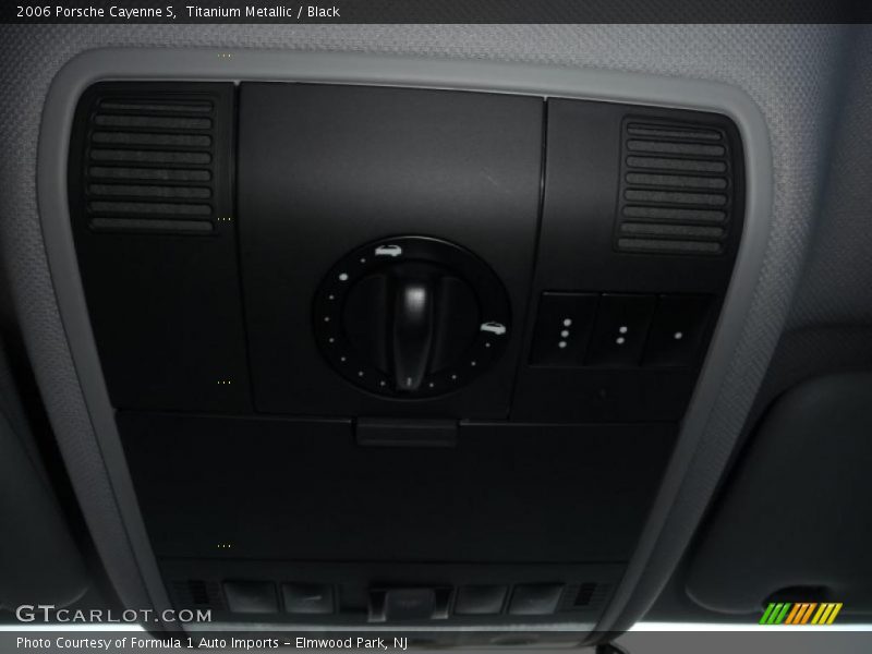Titanium Metallic / Black 2006 Porsche Cayenne S