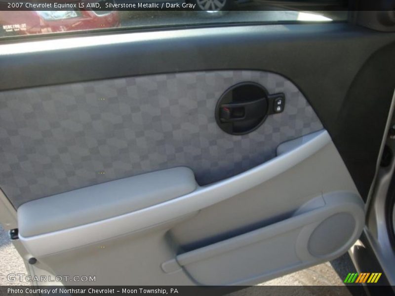 Silverstone Metallic / Dark Gray 2007 Chevrolet Equinox LS AWD