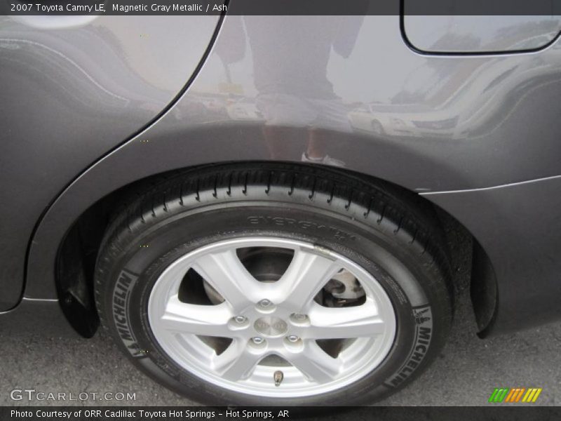 Magnetic Gray Metallic / Ash 2007 Toyota Camry LE