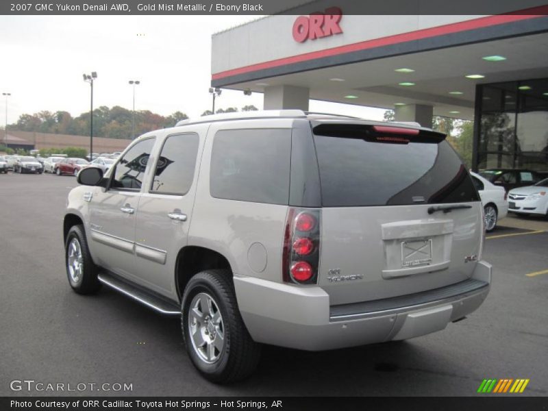 Gold Mist Metallic / Ebony Black 2007 GMC Yukon Denali AWD