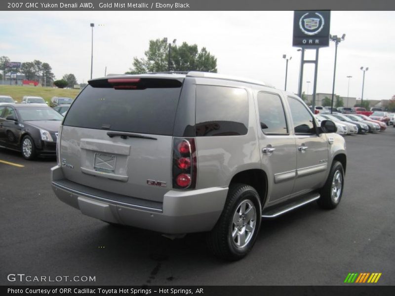 Gold Mist Metallic / Ebony Black 2007 GMC Yukon Denali AWD
