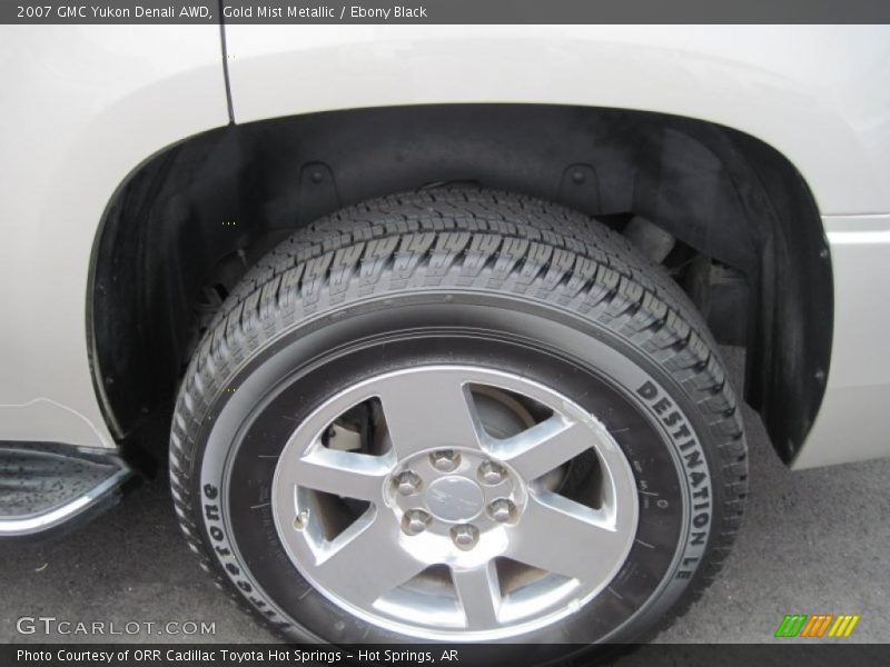 Gold Mist Metallic / Ebony Black 2007 GMC Yukon Denali AWD