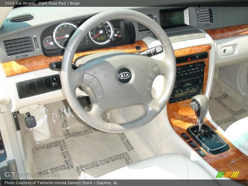 Dark Rose Red / Beige 2004 Kia Amanti