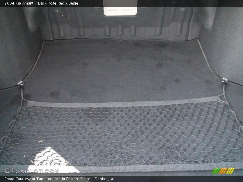 Dark Rose Red / Beige 2004 Kia Amanti