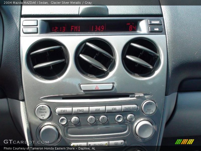 Glacier Silver Metallic / Gray 2004 Mazda MAZDA6 i Sedan
