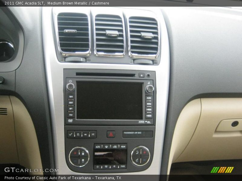 Controls of 2011 Acadia SLT