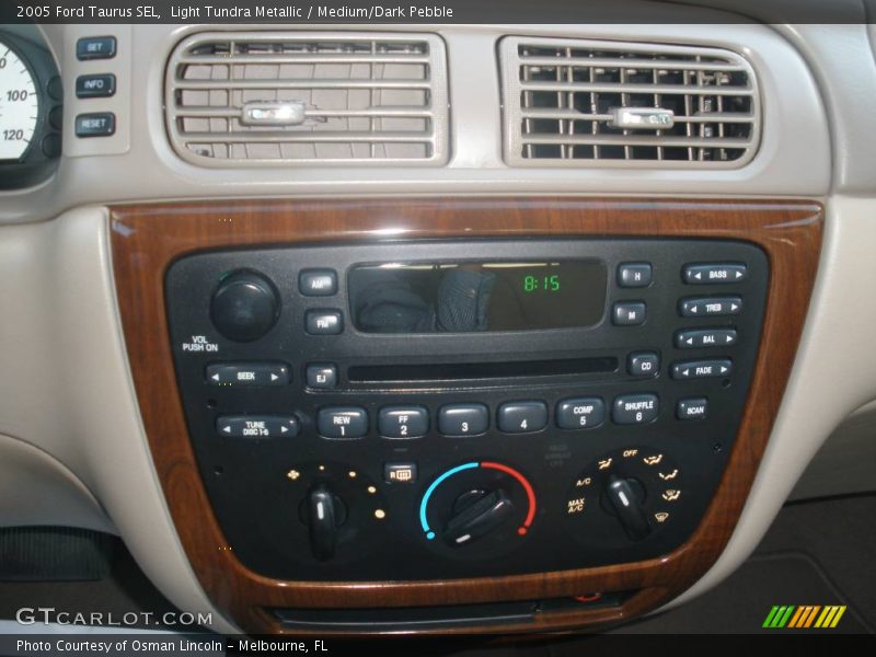 Light Tundra Metallic / Medium/Dark Pebble 2005 Ford Taurus SEL