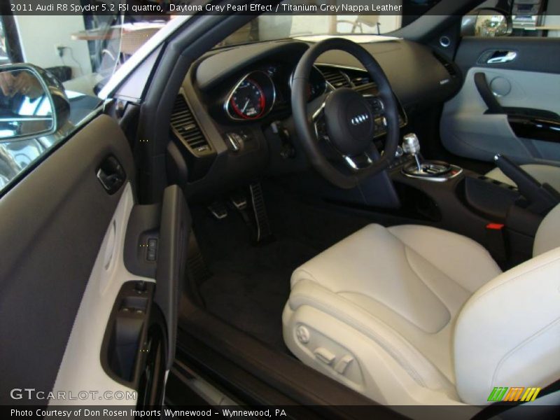 Daytona Grey Pearl Effect / Titanium Grey Nappa Leather 2011 Audi R8 Spyder 5.2 FSI quattro