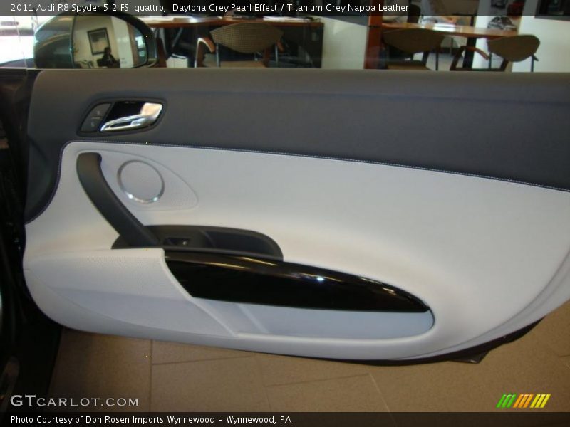 Daytona Grey Pearl Effect / Titanium Grey Nappa Leather 2011 Audi R8 Spyder 5.2 FSI quattro