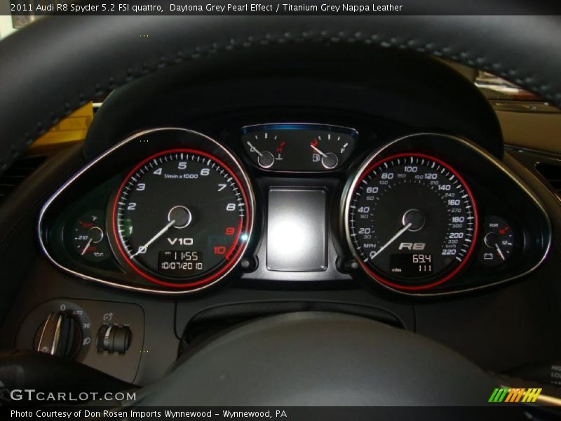  2011 R8 Spyder 5.2 FSI quattro Spyder 5.2 FSI quattro Gauges