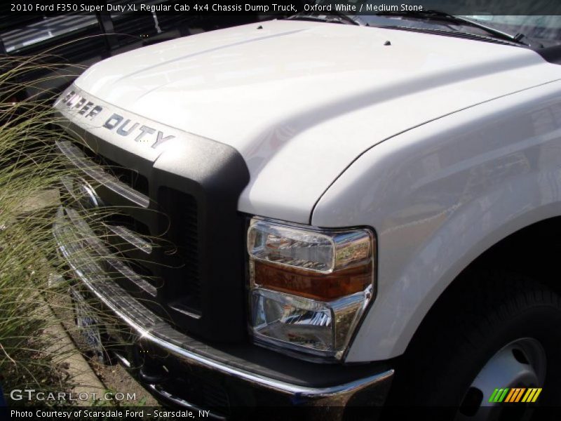 Oxford White / Medium Stone 2010 Ford F350 Super Duty XL Regular Cab 4x4 Chassis Dump Truck
