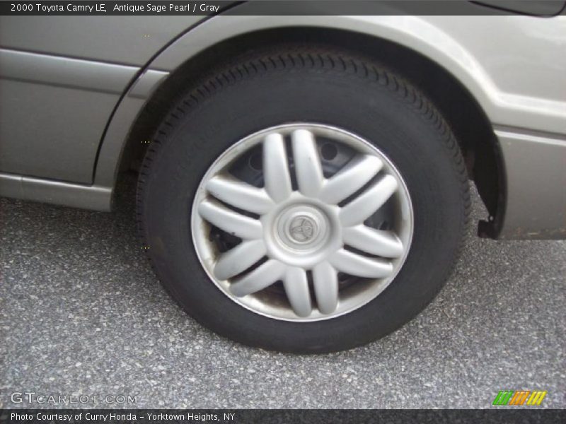 Antique Sage Pearl / Gray 2000 Toyota Camry LE