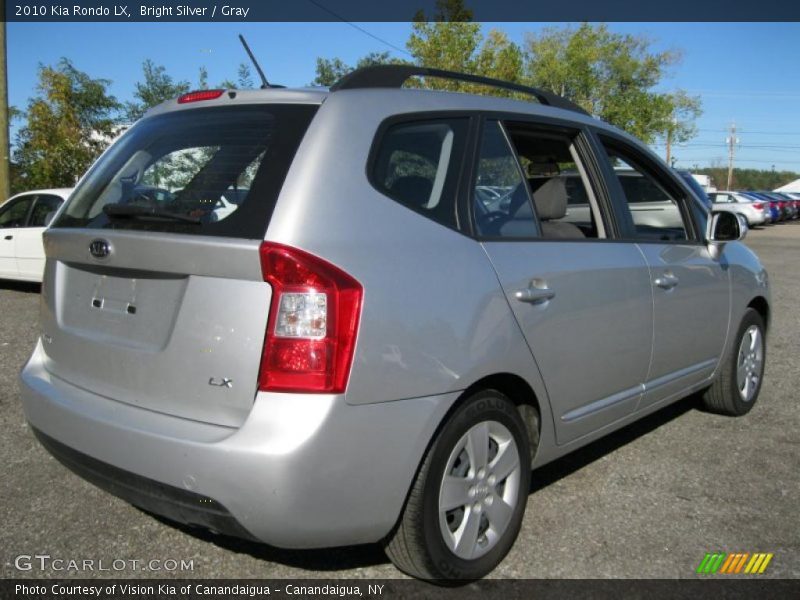 Bright Silver / Gray 2010 Kia Rondo LX