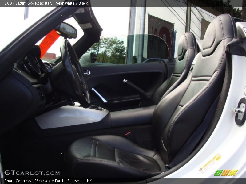 Polar White / Black 2007 Saturn Sky Roadster